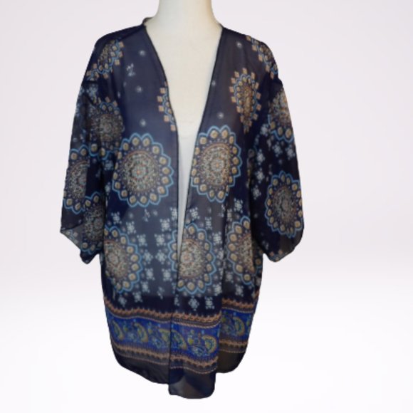 Beach Cover-Up / Kimono / Mandala Designs - Picture 2 of 13